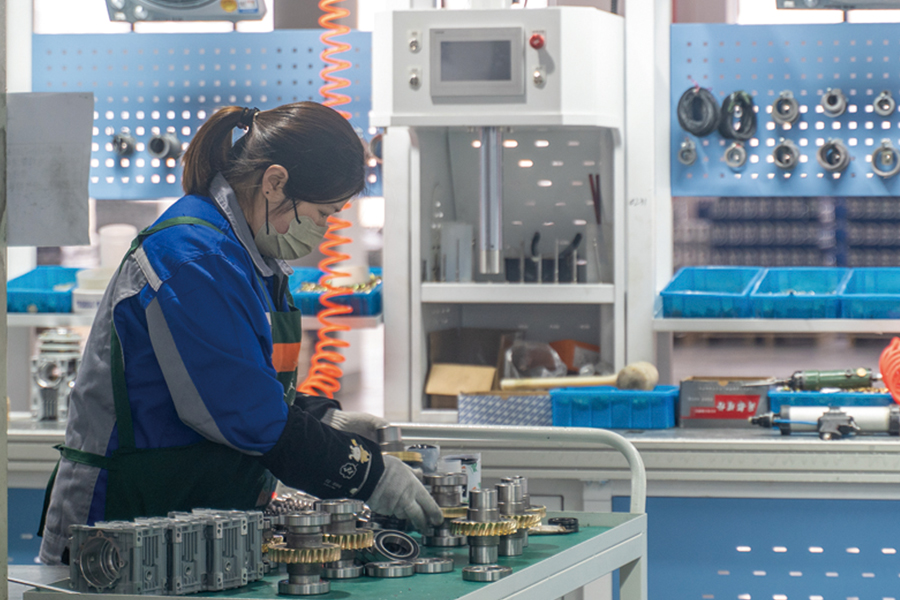 Thiết bị lắp ráp