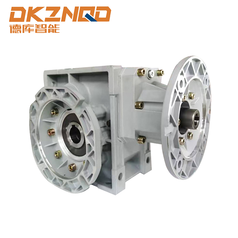 Hộp số Hypoid BKM với mặt bích đầu vào IEC/NEMA